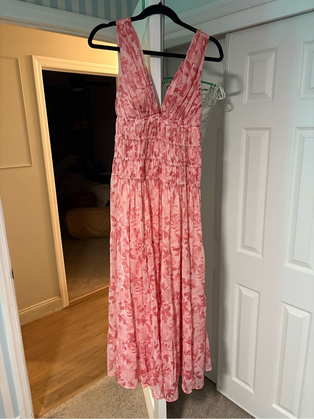 Abercrombie & Fitch Pink Floral V-Neck Maxi Dress